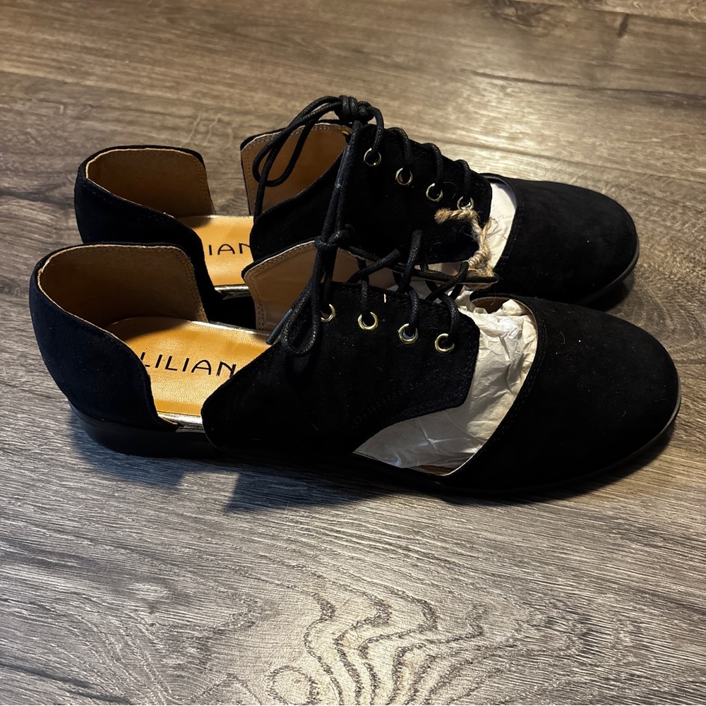 Elegant Black Oxford Sandals - Picture 2 of 6